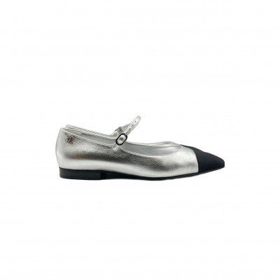CHANEL FLATS IN SILVER G45484